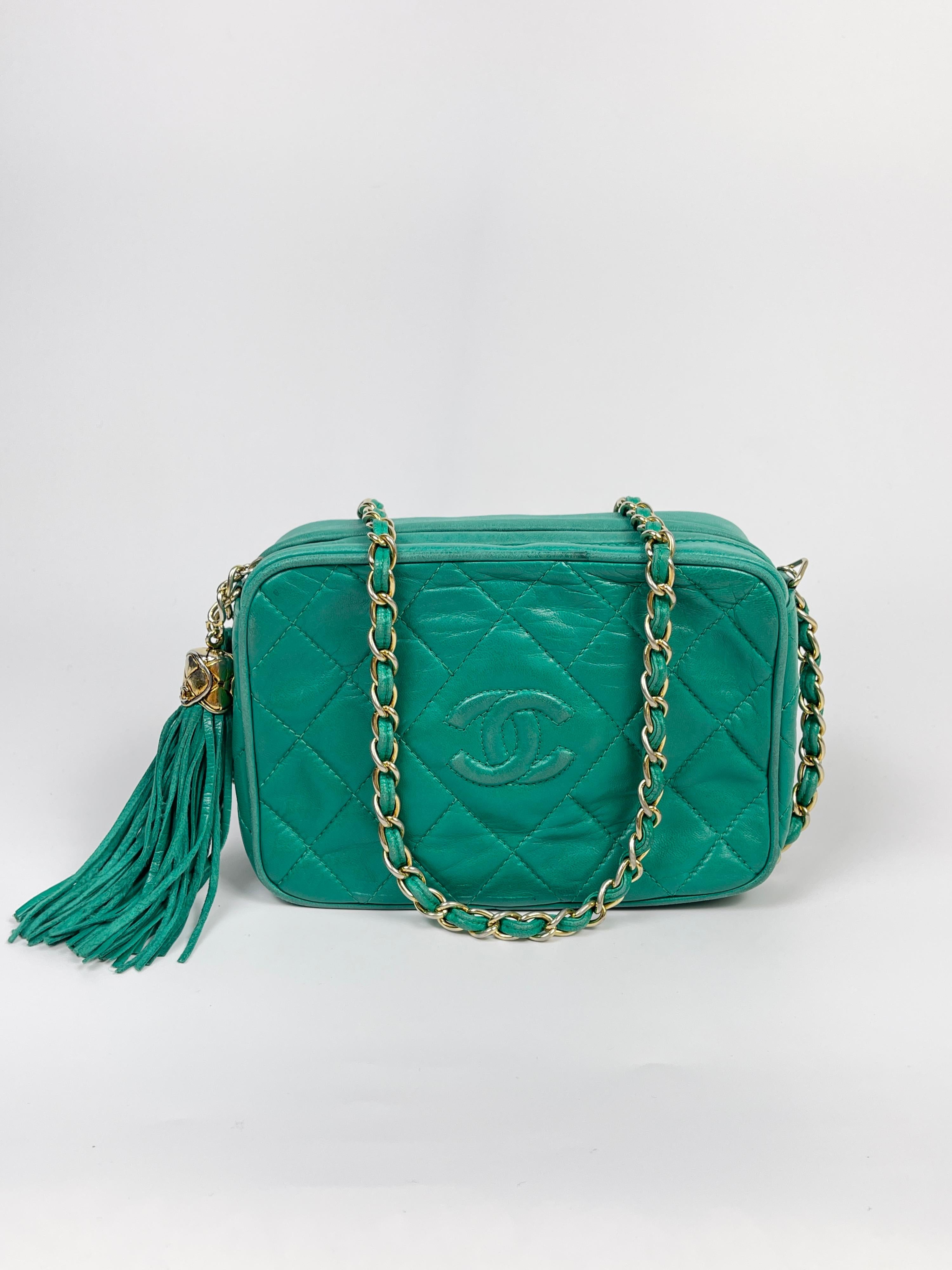 Chanel 1990's Green Lambskin Tassel Caviar CC Pocket Camera Bag In Good Condition In Seattle, WA