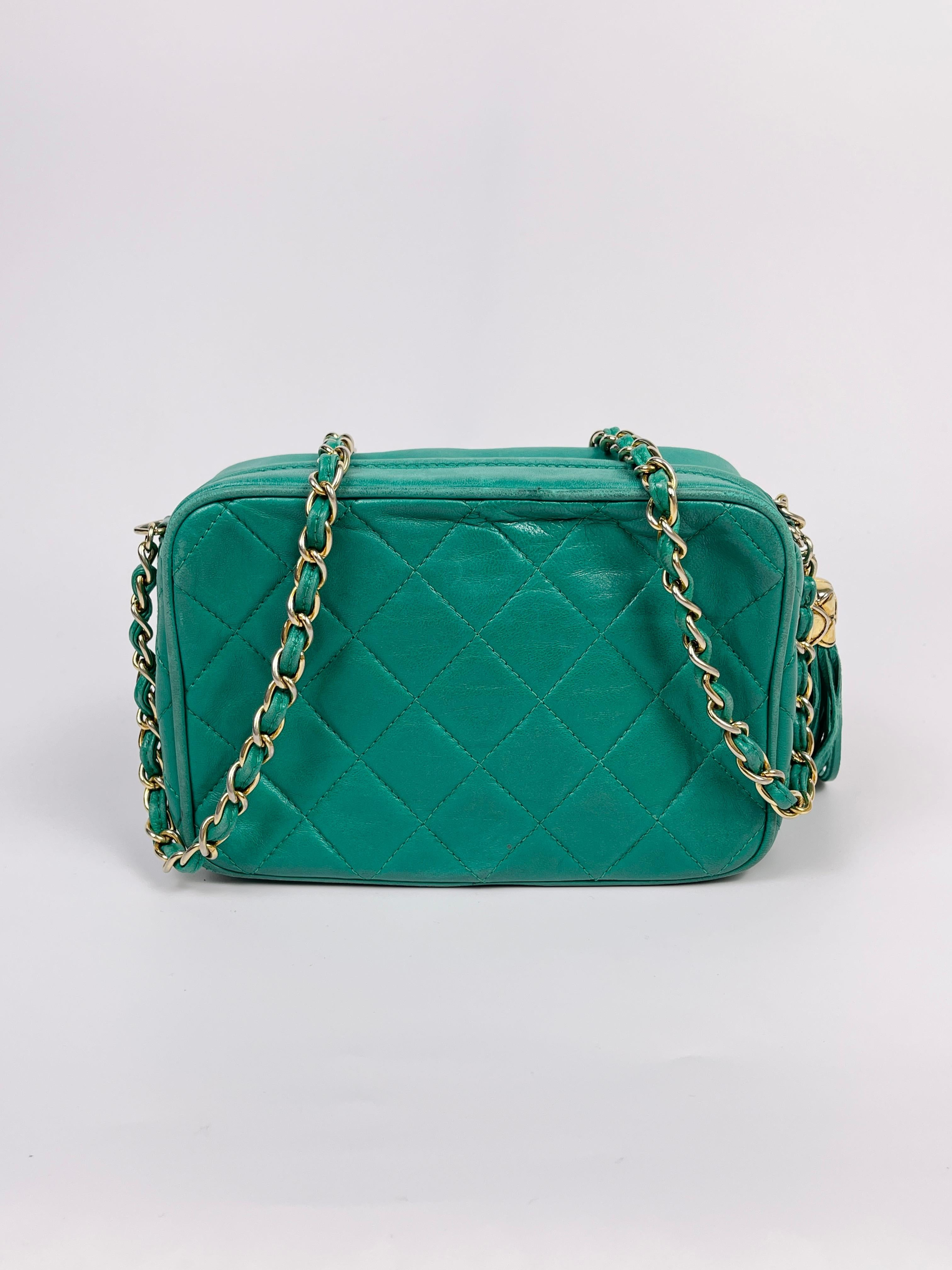 Chanel 1990's Green Lambskin Tassel Caviar CC Pocket Camera Bag 2