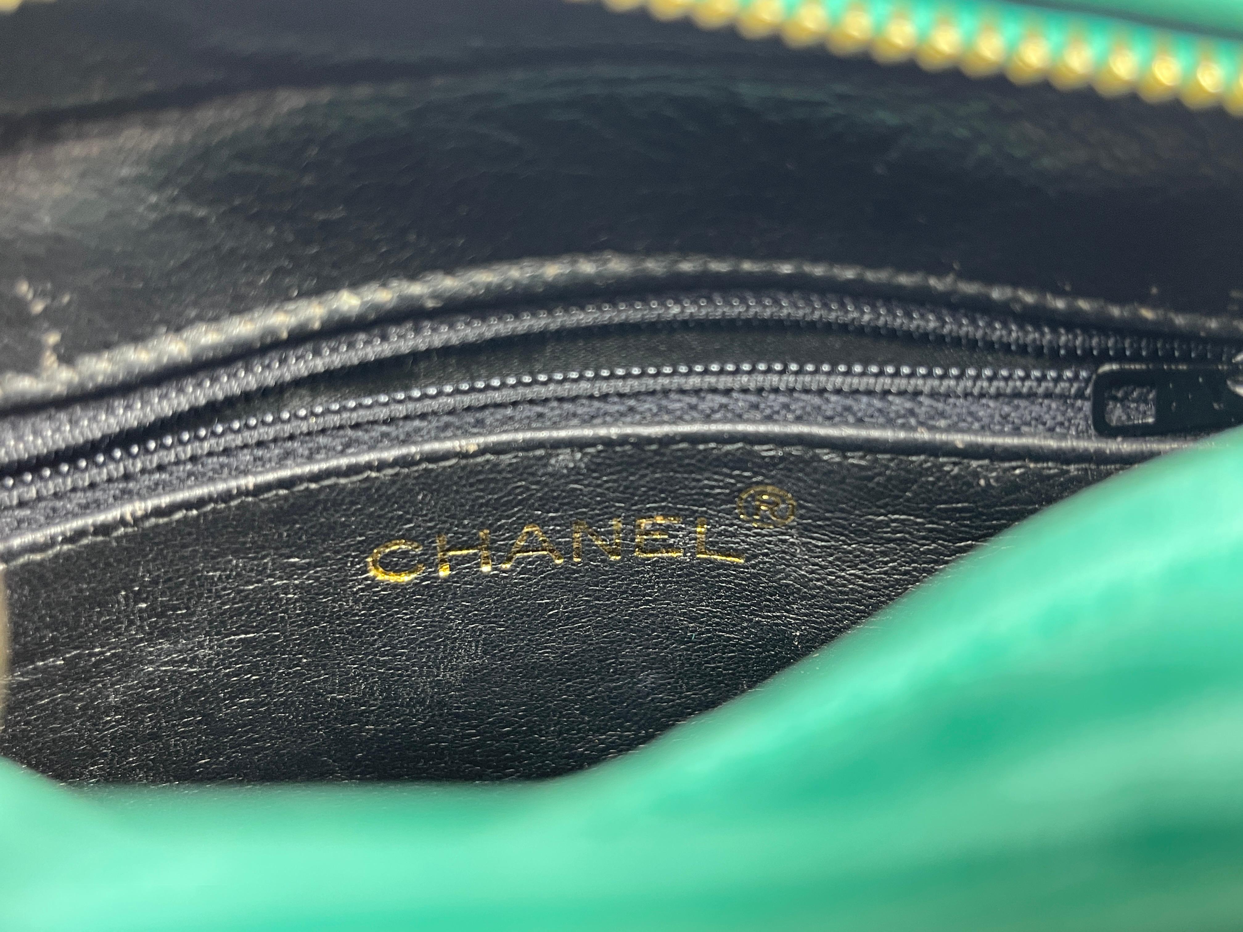 Chanel 1990's Green Lambskin Tassel Caviar CC Pocket Camera Bag 4