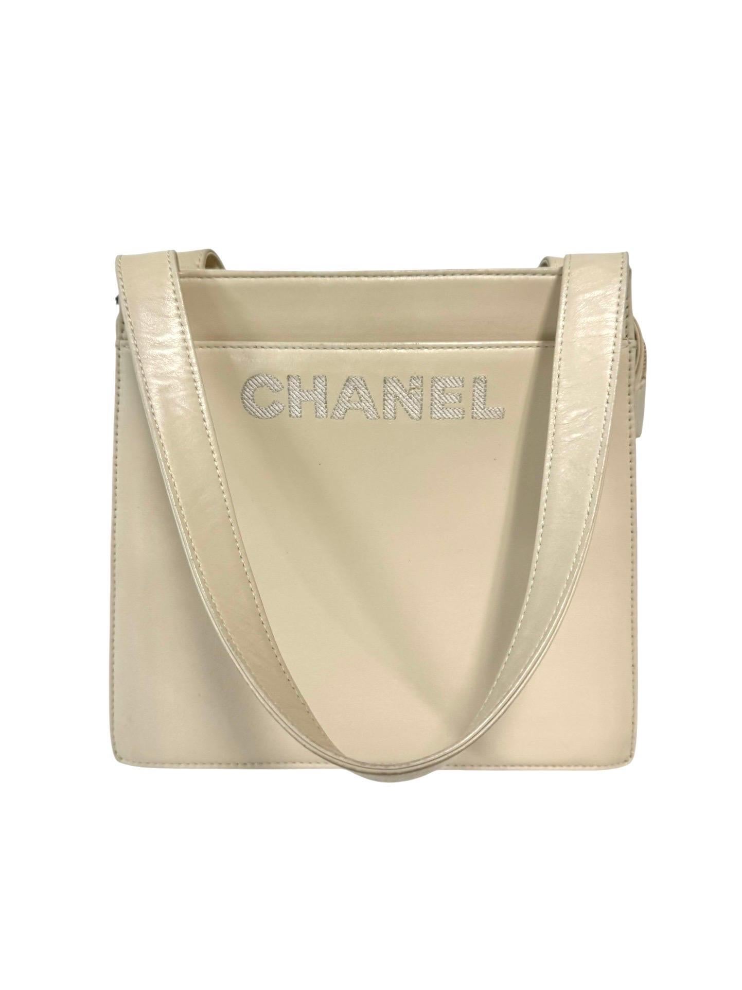 Chanel 1990s Ivory Lambskin Shoulder Bag with Tonal Embroidered Logo For Sale 3