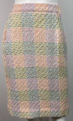 Chanel 1990’s Pastel Boucle Tweed Skirt - Size 42