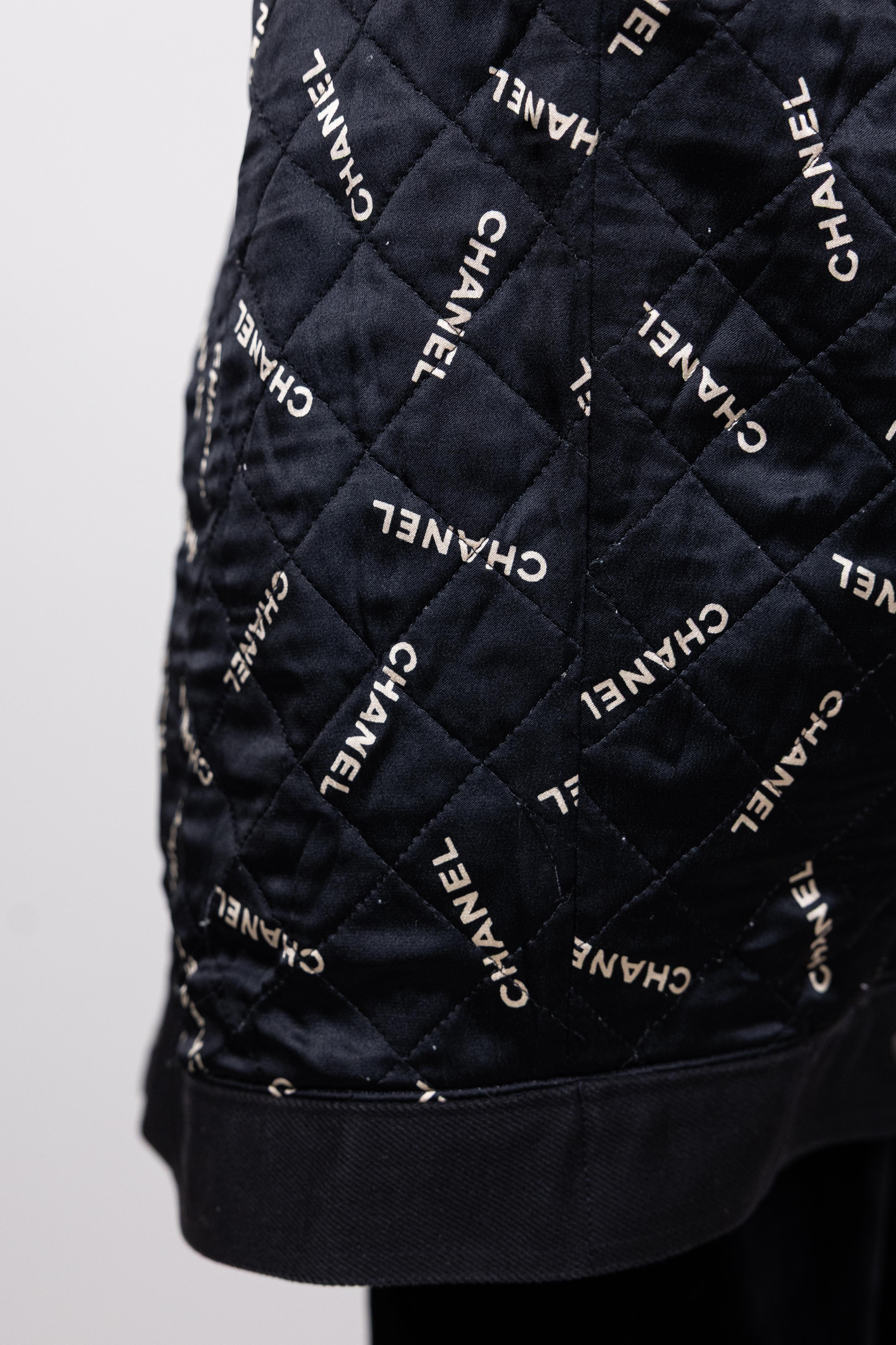 Women's Chanel 1990s Vintage Black Denim Jacket For Sale