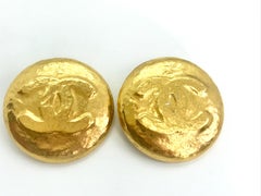 Chanel 1990s Vintage Clip on Earrings