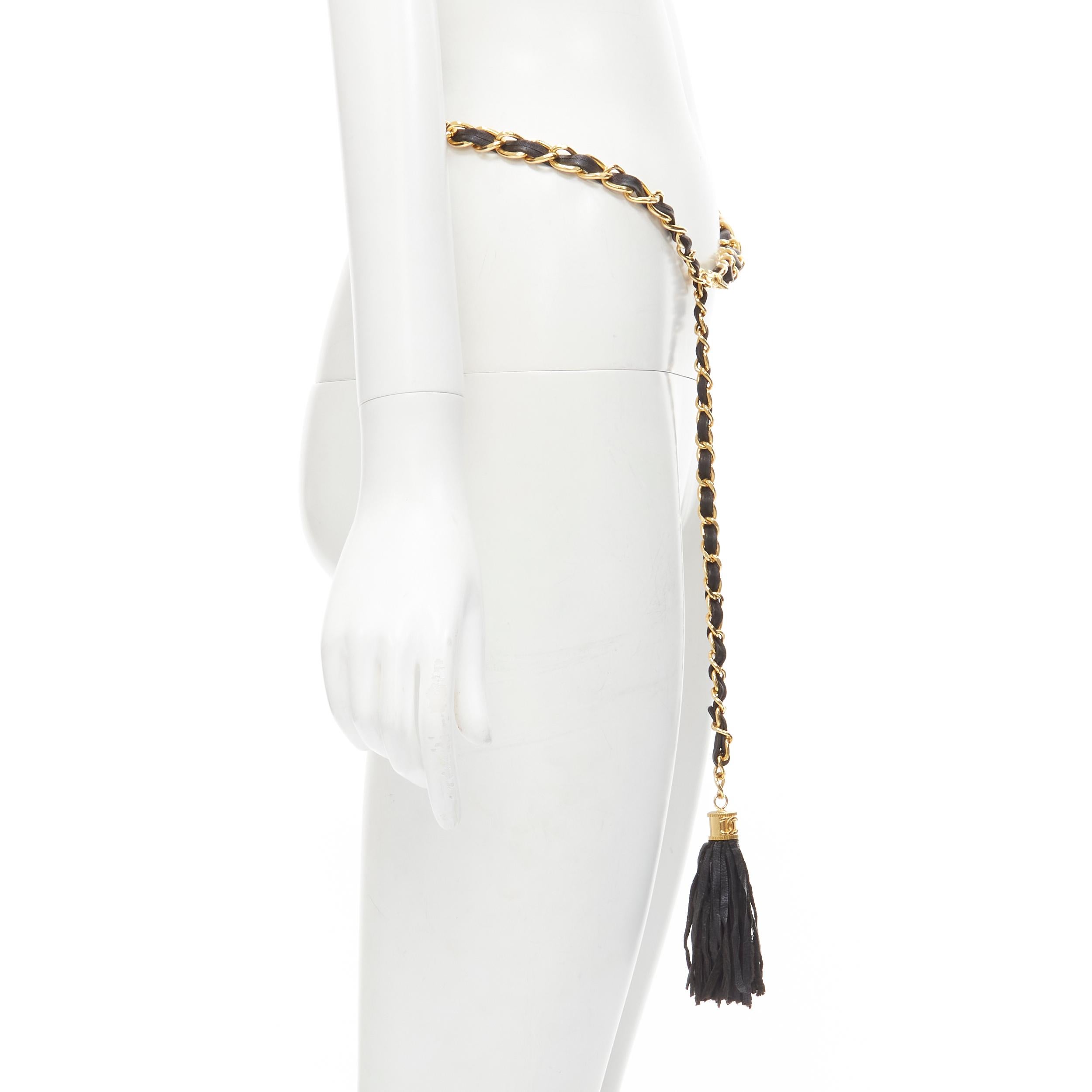 Women's CHANEL 1990's Vintage gold chain leather interwoven link tassel charm belt For Sale