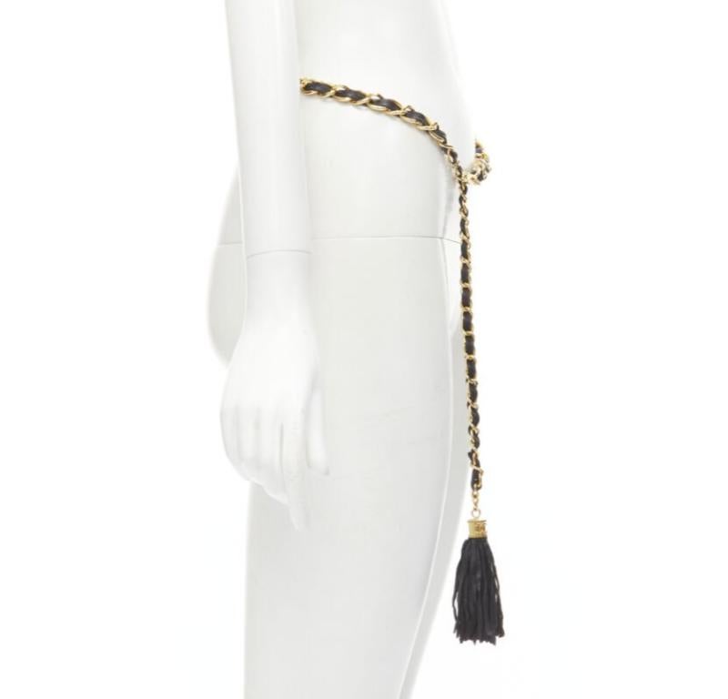 CHANEL 1990's Vintage gold chain leather interwoven link tassel charm belt In Excellent Condition In Hong Kong, NT