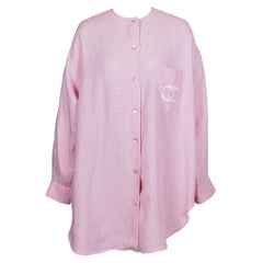 Chanel, camicia vintage anni 
90 con bottoni rosa chiaro