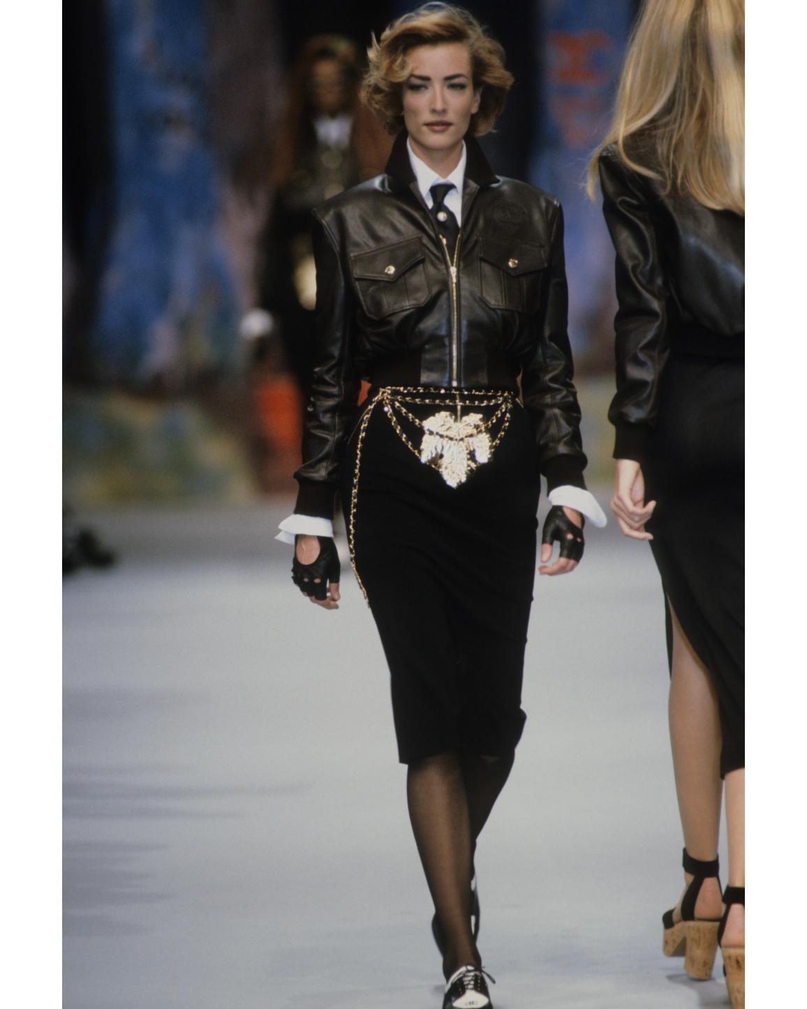 Chanel 1991/Collection 28 Ceinture feuille de figuier et chaîne en vente 1