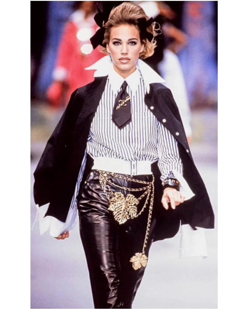 Chanel 1991/Collection 28 Ceinture feuille de figuier et chaîne en vente 3