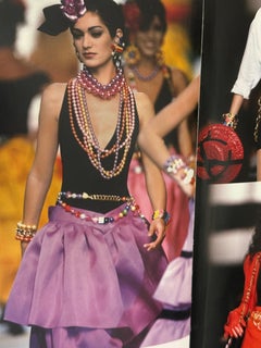 Collier ras de cou en perles de verre jaune Chanel 1991 Karl Lagerfeld for Chanel