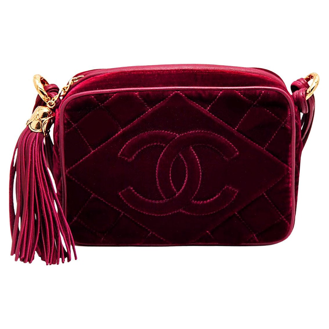 Sac fourre-tout pour appareil photo Chanel 1991 Rare Mini Vintage rouge bourgogne velours à franges et glands en vente