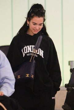 Chanel 1991 Vintage Schwarze dreifache CC Gold-Schultertasche