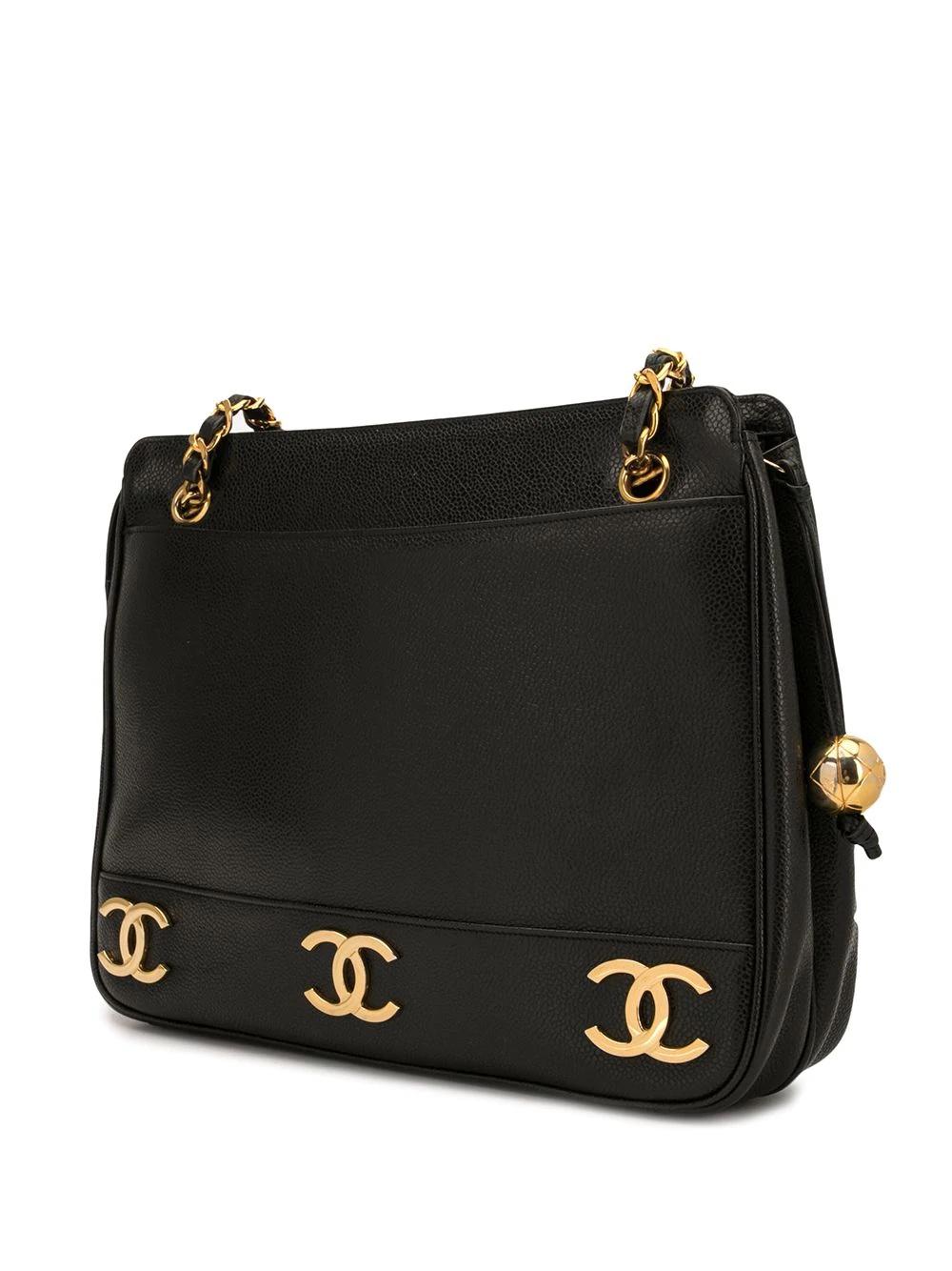 Chanel 1991 Vintage Schwarze dreifache CC Gold-Schultertasche für Damen oder Herren im Angebot