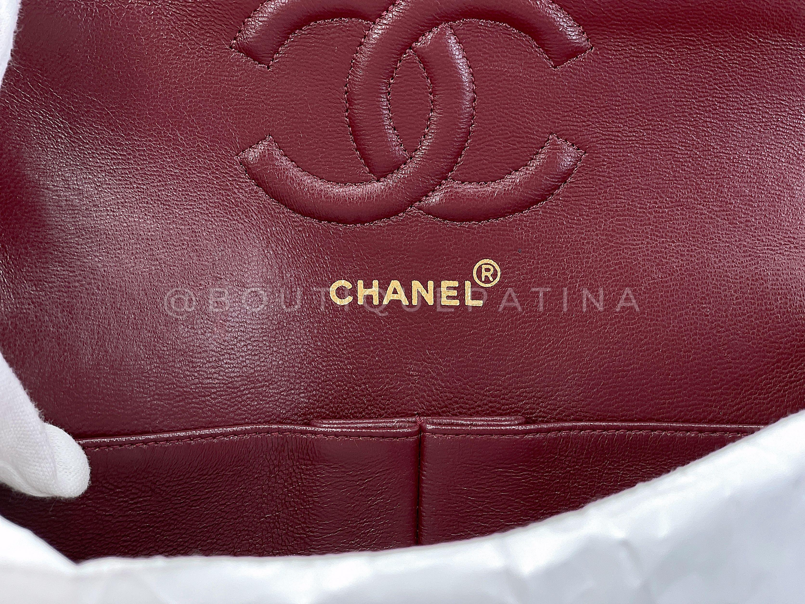 Chanel 1991 Vintage Black Chevron Medium Classic Double Flap Bag 24k GHW 67013 en vente 7