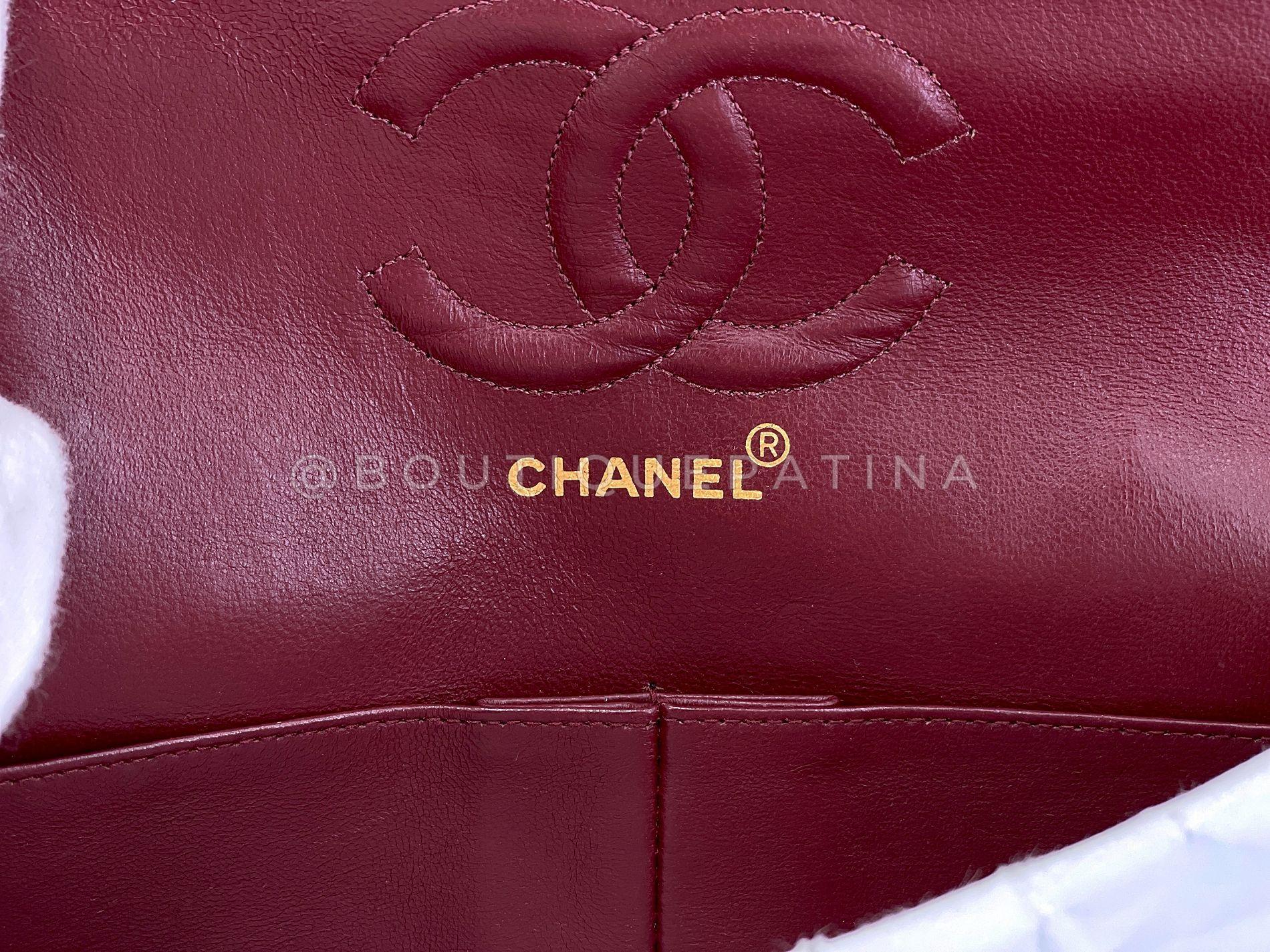 Chanel 1991 Vintage Black Chevron Medium Classic Double Flap Bag 24k GHW 67990 en vente 6