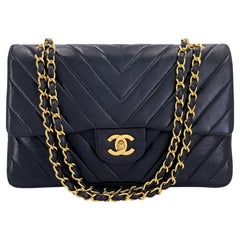Chanel 1991 Vintage Black Chevron Medium Classic Double Flap Bag 24k GHW 67990
