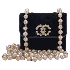 Vintage Chanel Handbags and Purses - 4,555 For Sale at 1stDibs