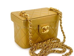 Chanel 1991 Vintage Gold Bronze Petite Vanity Bag 24k GHW 68925