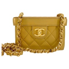 Chanel 1991 Vintage Gold Bronze Petite Vanity Bag 24k GHW 68925