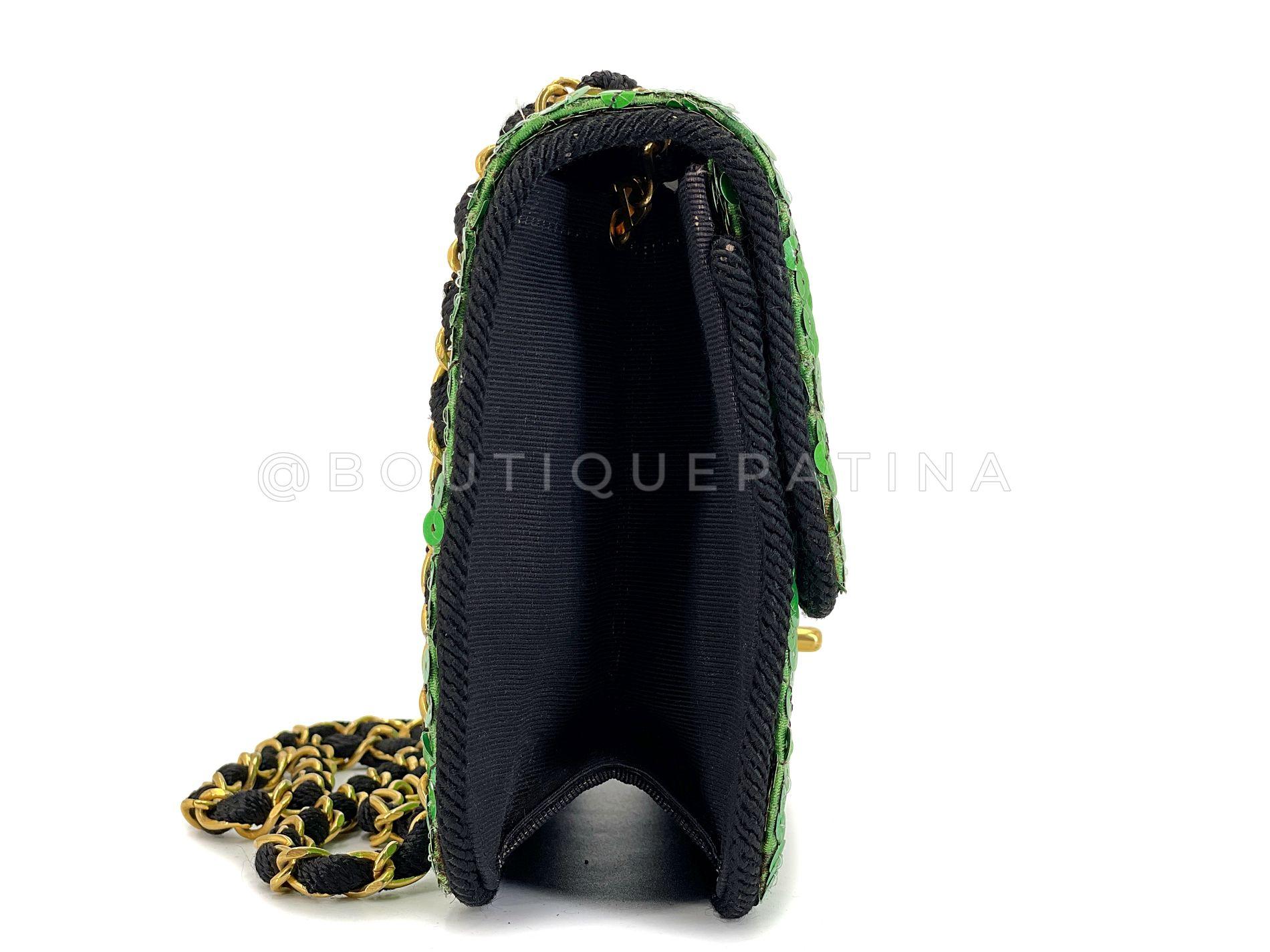 Women's Chanel 1991 Vintage Iridescent Green Sequin Medium Flap Bag 24k GHW 67976 For Sale