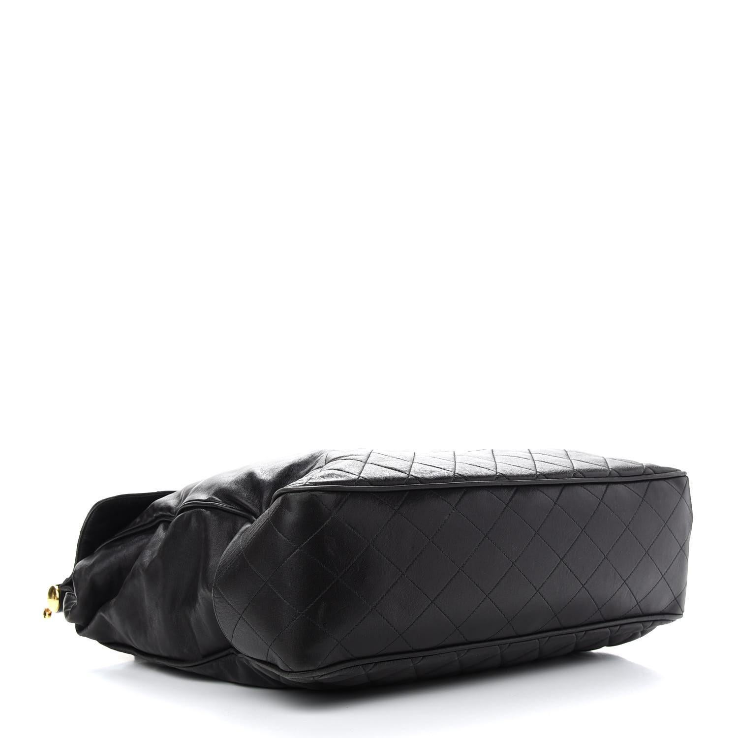 Chanel 1991 Vintage Top Handle Briefcase Large Work Travel Crossbody Bag In Good Condition For Sale In Miami, FL