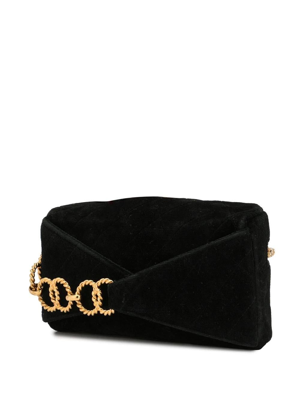 Chanel 1991 Vintage Velvet Quilted Medallion Fanny Pack Waist Belt Bag Rare Bag For Sale 7