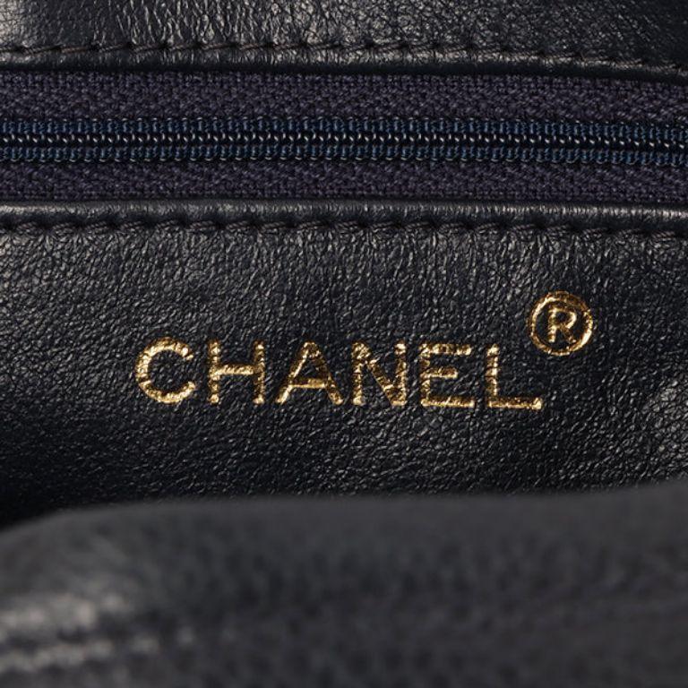 Chanel 1992 Made Caviar Skin Chevron Stitch Turn-Lock Fringe Bijoux Chain Bag 14