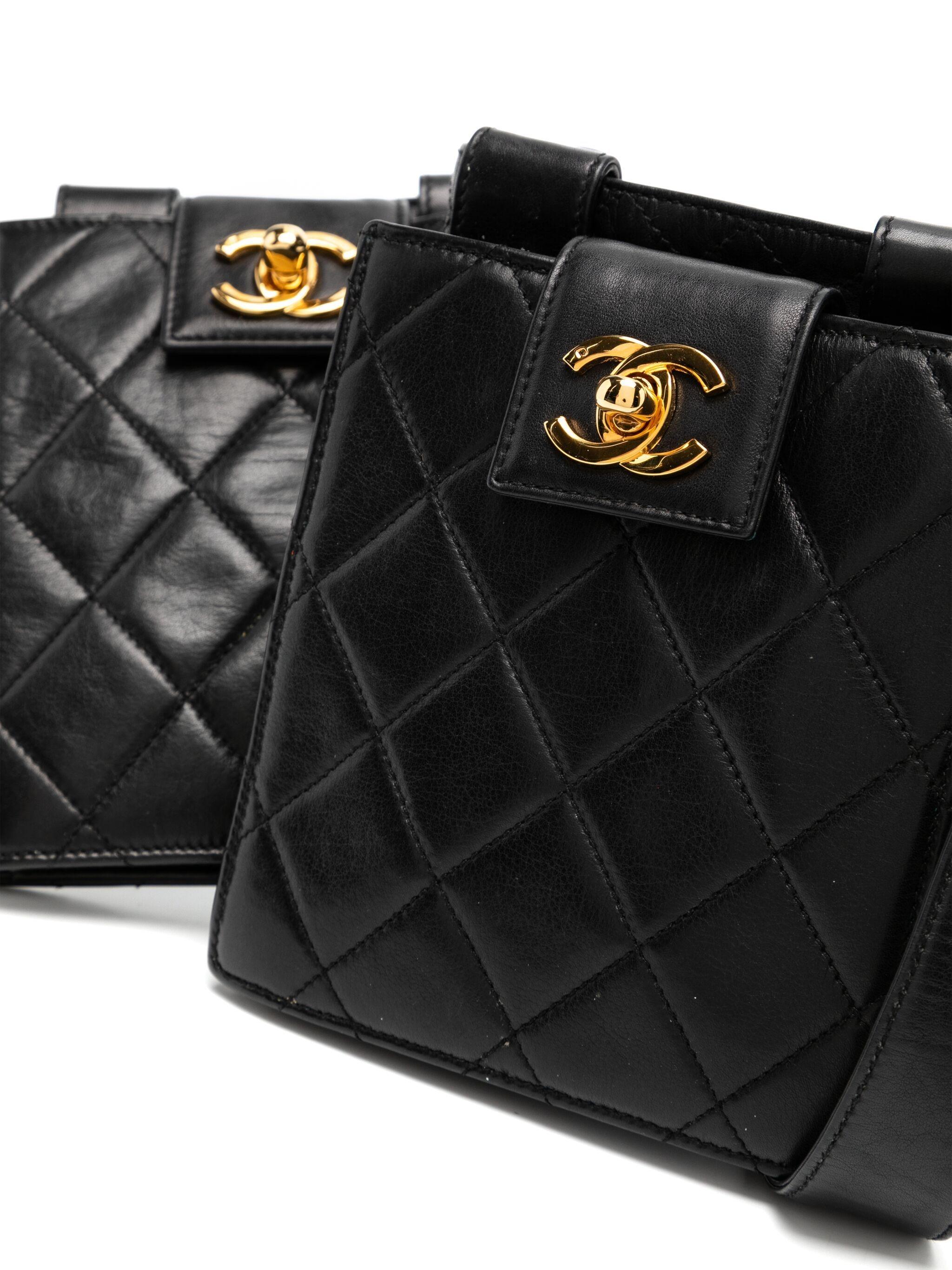 Chanel 1992 Rare Vintage Dual Twin Quilted Caviar Pouch Waist Fanny Belt Bag In Good Condition For Sale In Miami, FL