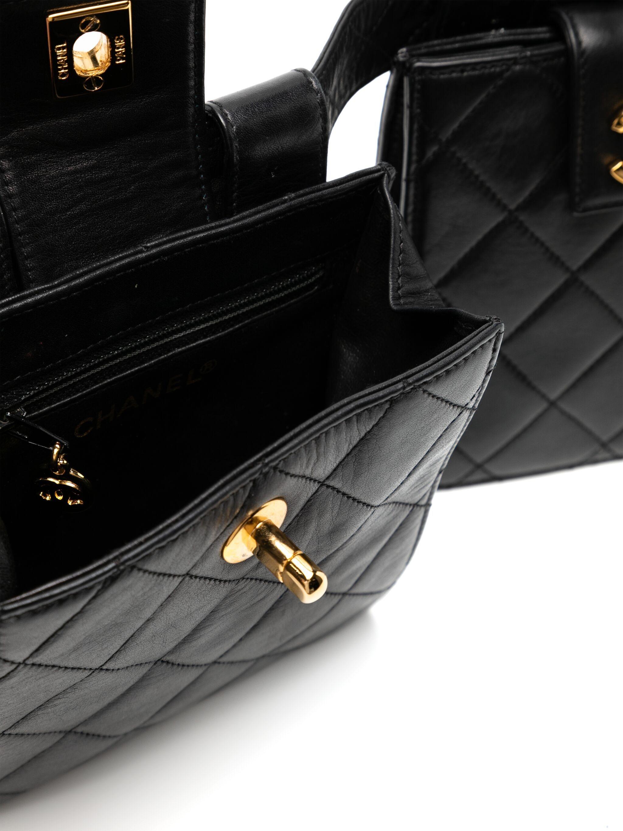 Women's Chanel 1992 Rare Vintage Dual Twin Quilted Caviar Pouch Waist Fanny Belt Bag For Sale