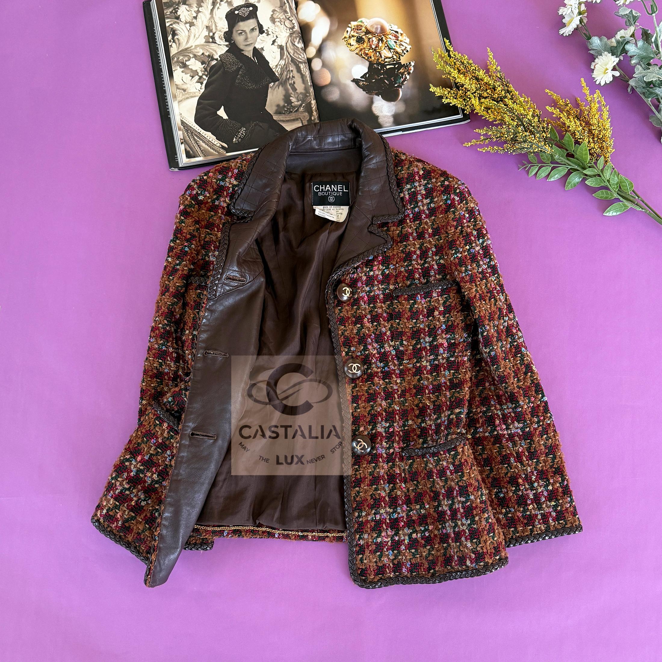 Chanel 1993 Reitsport Elegie Museum Ebene Tweed Jacke 38 FR im Angebot 9