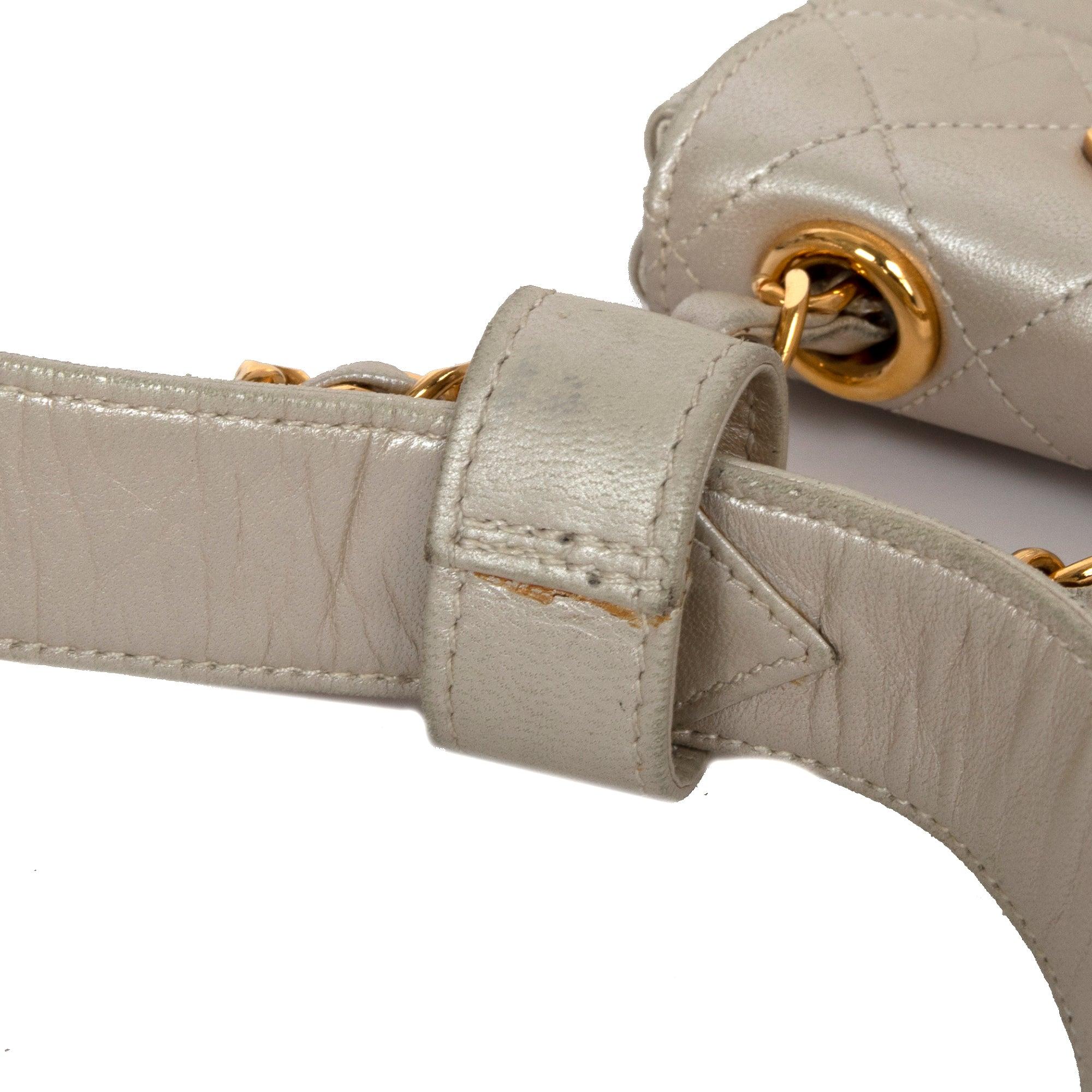 Chanel 1994 CC Mini Champagner Gold Waist Mini Classic Flap Belt Bum Bag  im Angebot 3