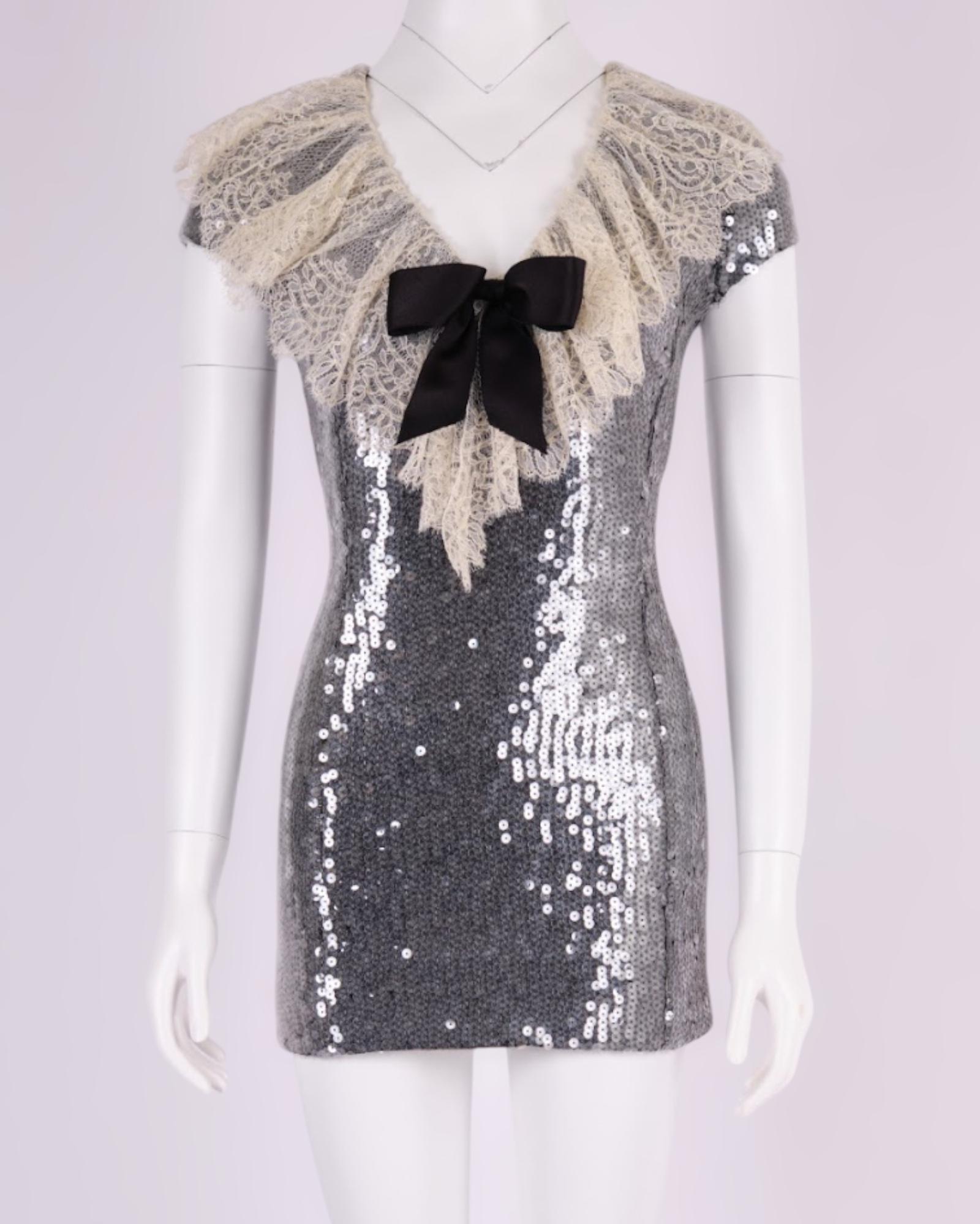 Chanel 1994 Grey Sequin Dress With Lace Collar For Sale 2