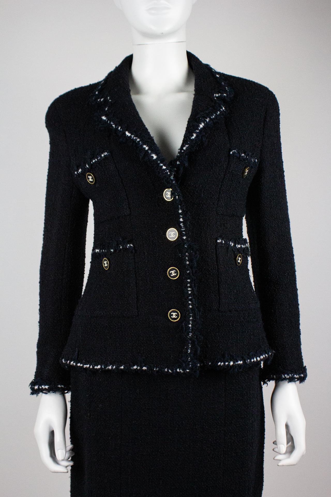 Chanel 1994 Little Black Jacket Suit In Excellent Condition For Sale In Norwich, GB