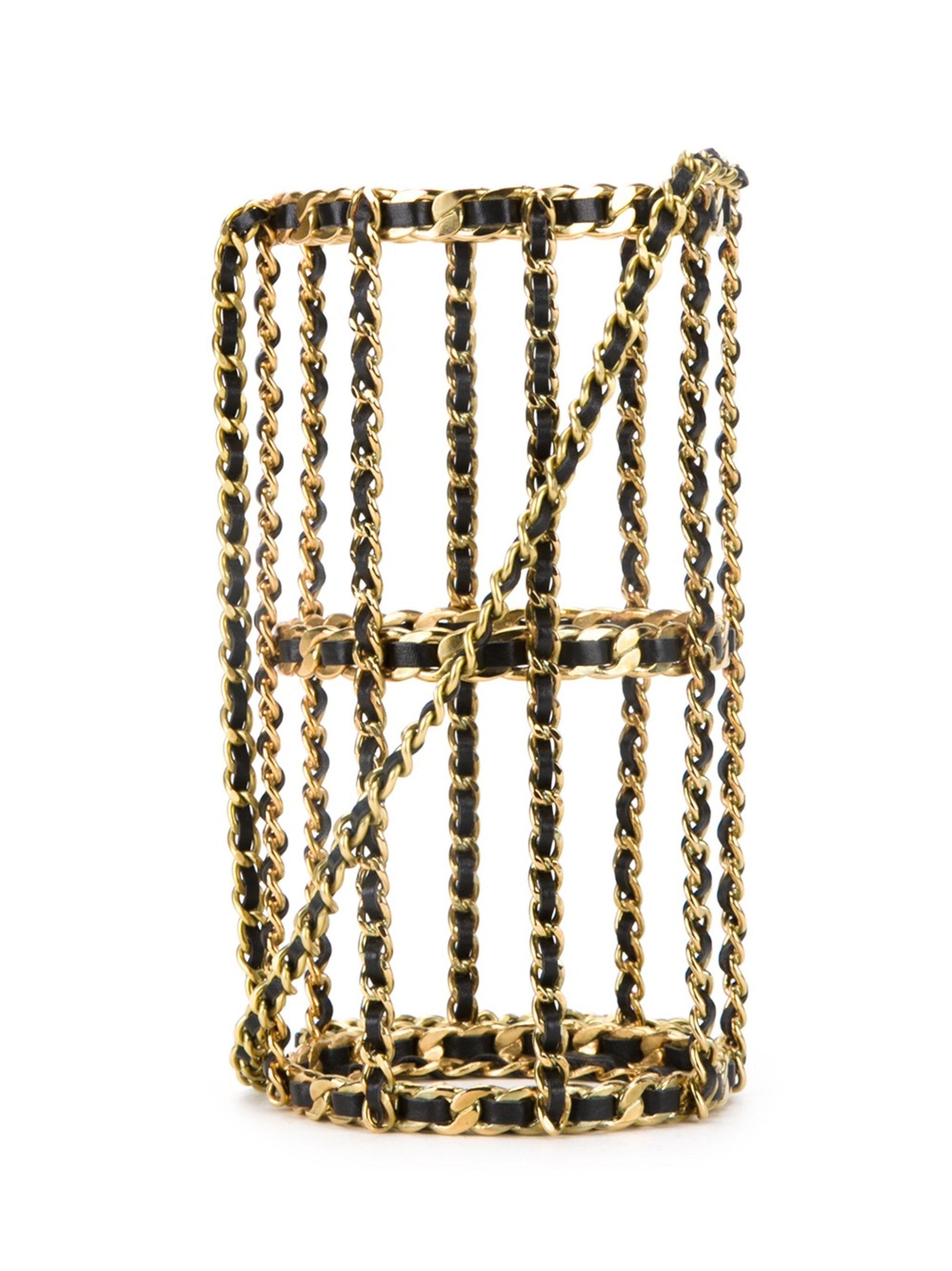 Chanel 1994 Runway Vintage Iconic Cage Chain Bottle Minaudière Shoulder Bag For Sale 2