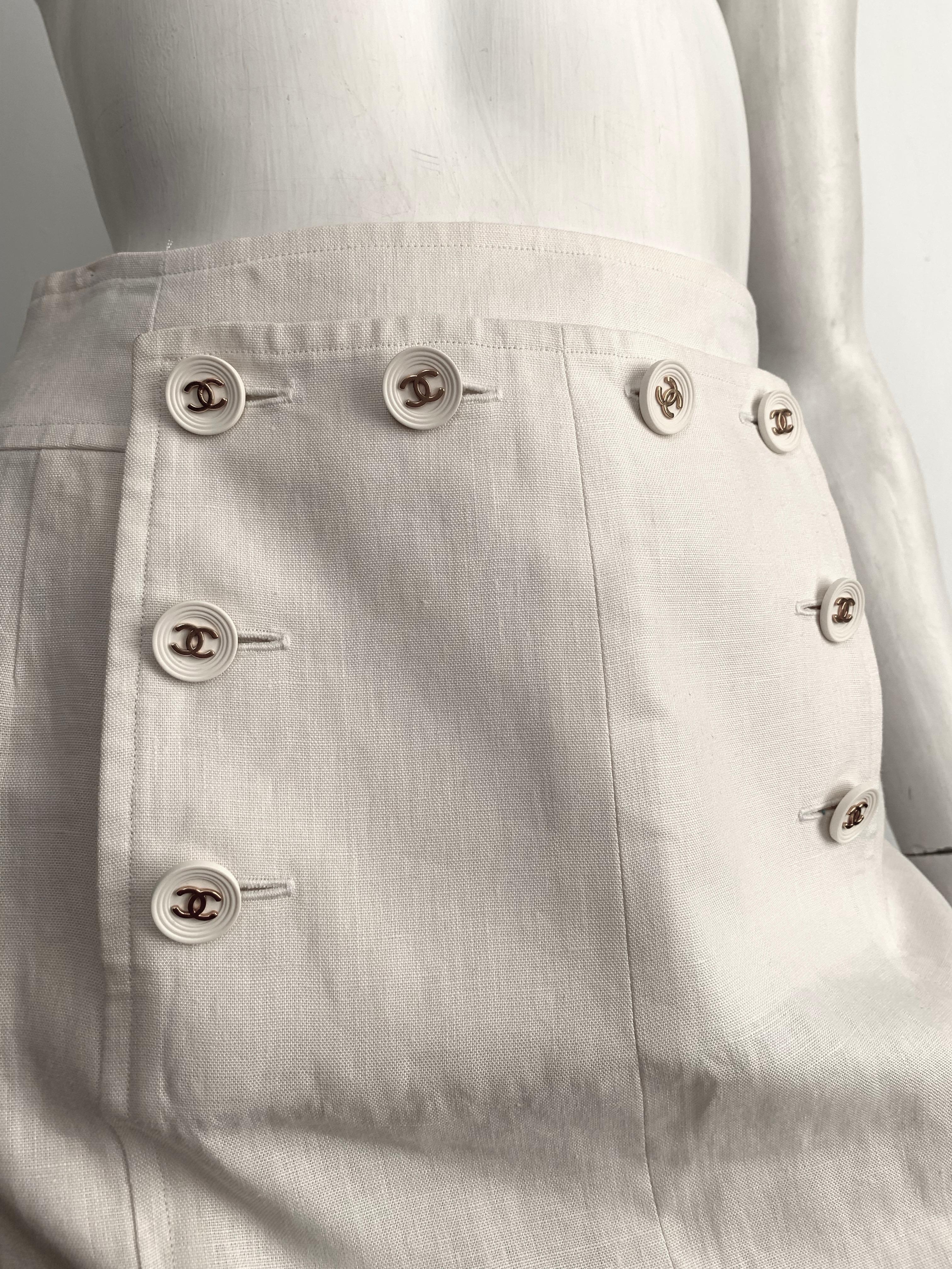 Gray Chanel 1994 Spring Cream Linen Short Skirt Size 4. For Sale