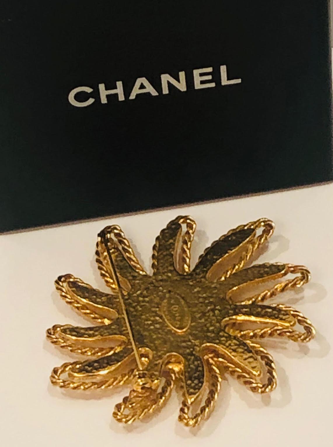 CHANEL 1994 Sun Brooch Pin Gold CC Logo W/Box For Sale 1