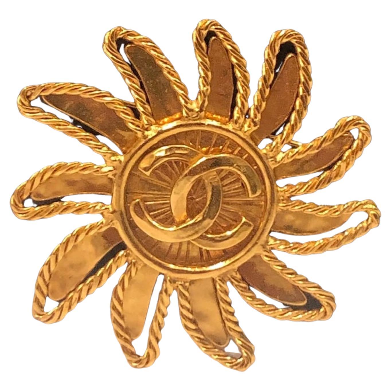 CHANEL 1994 Sun Brooch Pin Gold CC Logo W/Box For Sale