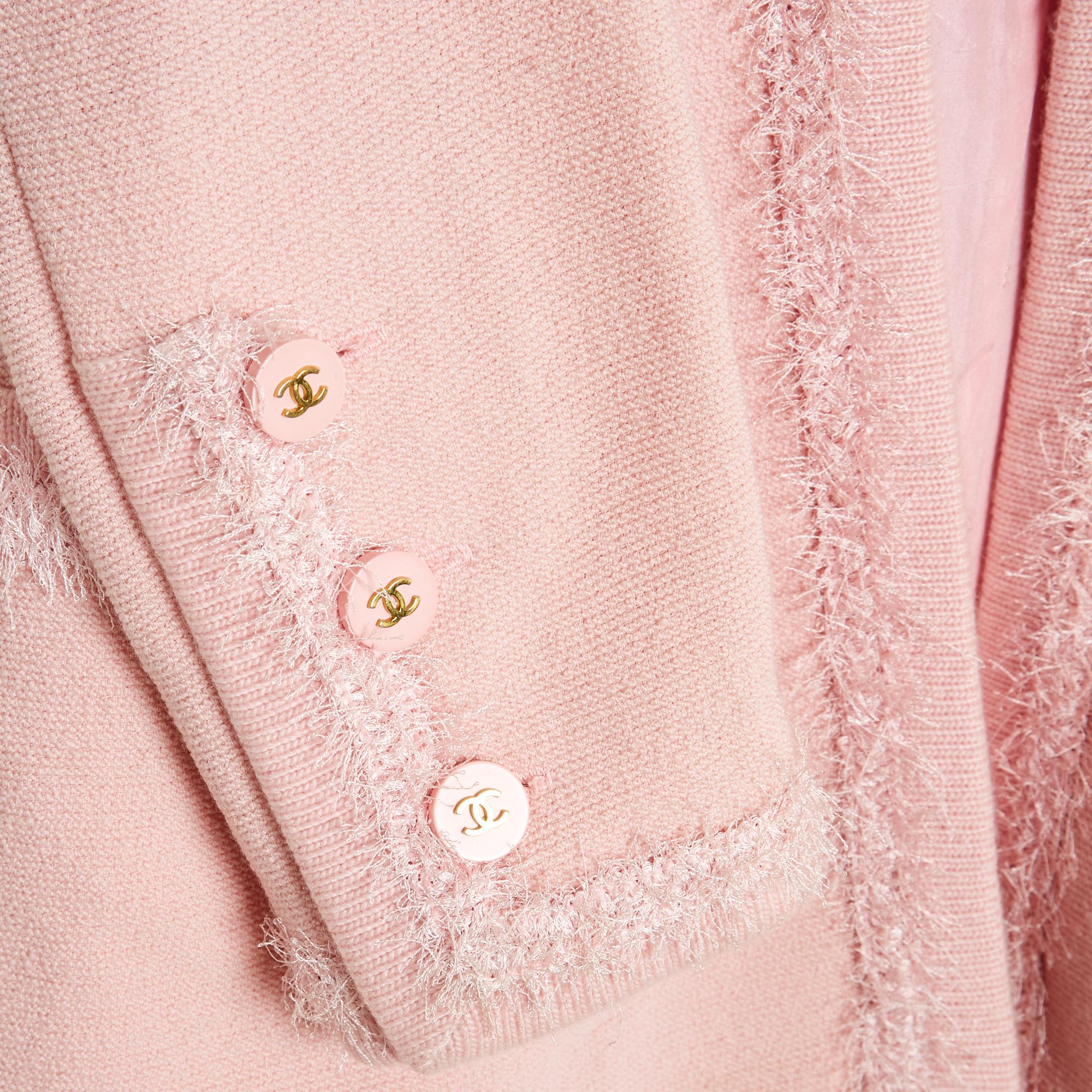 Veste longue en tweed de laine rose Chanel 1994 Veste FR38 GB10 US8 Pour femmes en vente