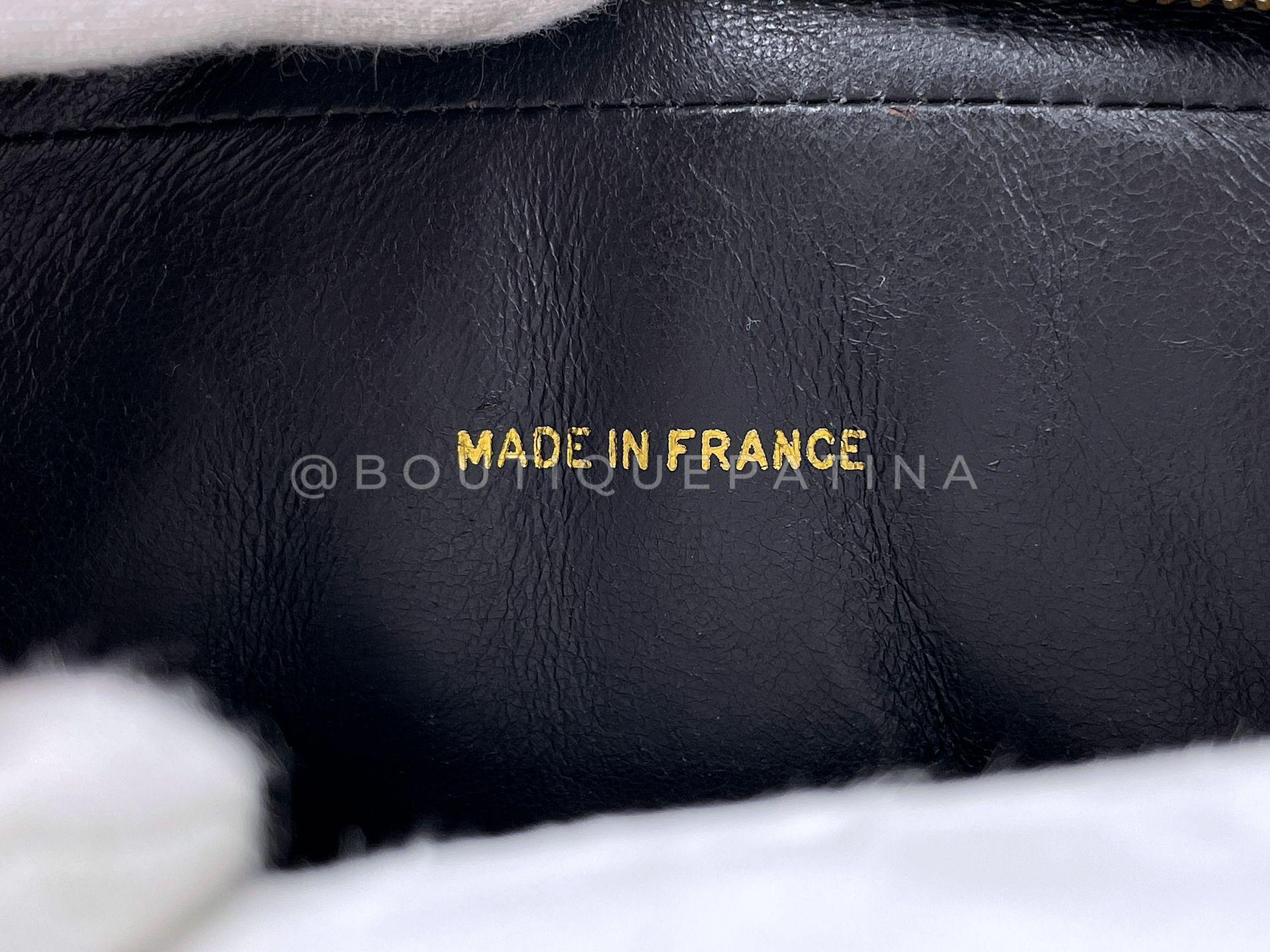 Chanel 1994 Vintage Black Caviar Classic Flap Camera Case Bag 24k GHW 68611 For Sale 7