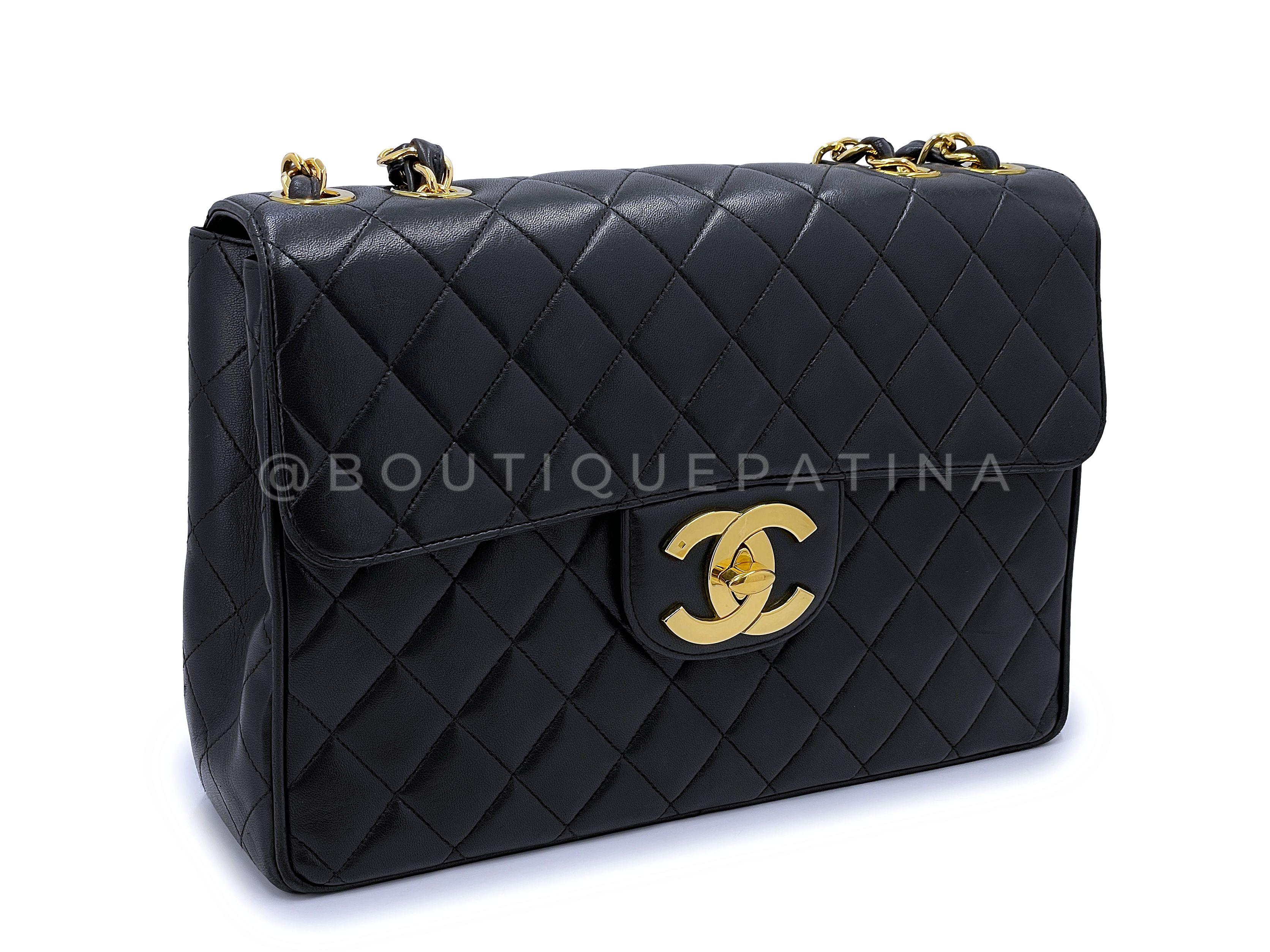Chanel 1994 Vintage Black Jumbo Classic Flap Bag 24k GHW Lambskin 67053 In Excellent Condition For Sale In Costa Mesa, CA