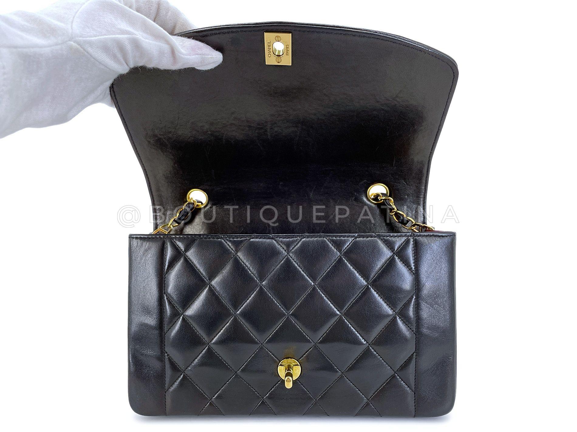 Chanel 1994 Vintage Black Lambskin Medium Diana Flap Bag 24k GHW 64411 For Sale 5