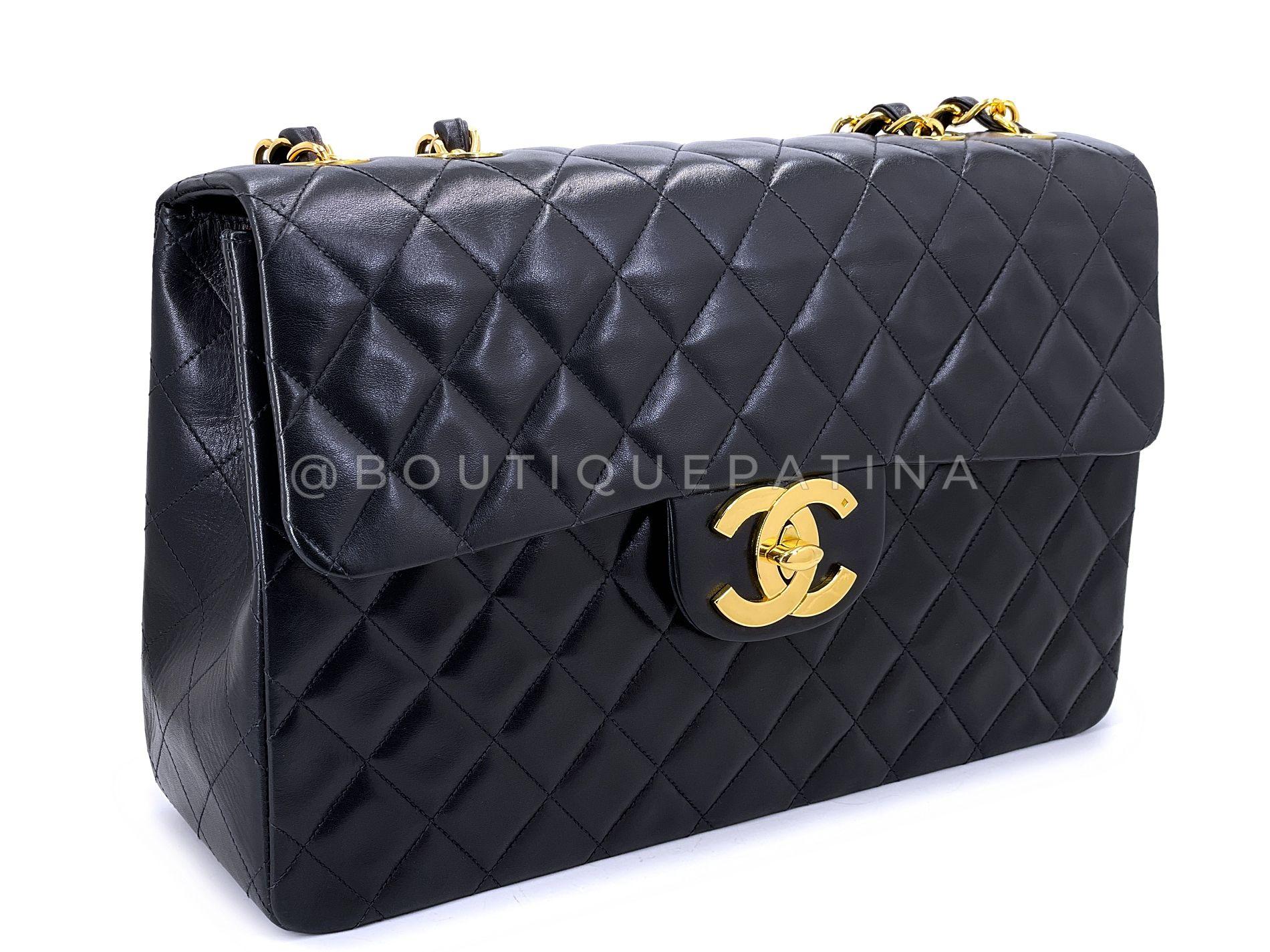 Noir Chanel 1994 Vintage Black Maxi Classic Flap Bag 24k GHW 68171 en vente