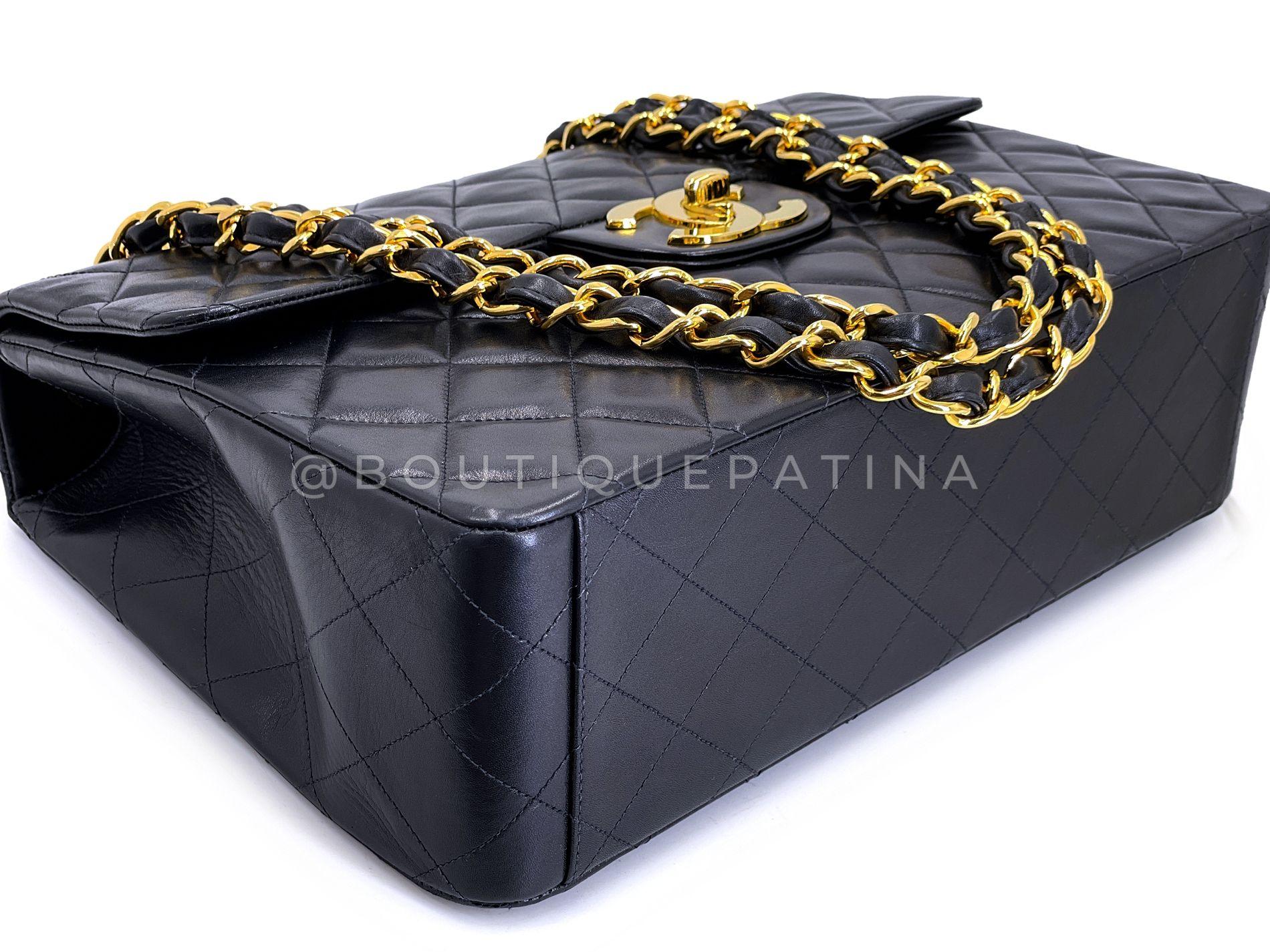 Chanel 1994 Vintage Black Maxi Classic Flap Bag 24k GHW 68171 en vente 1