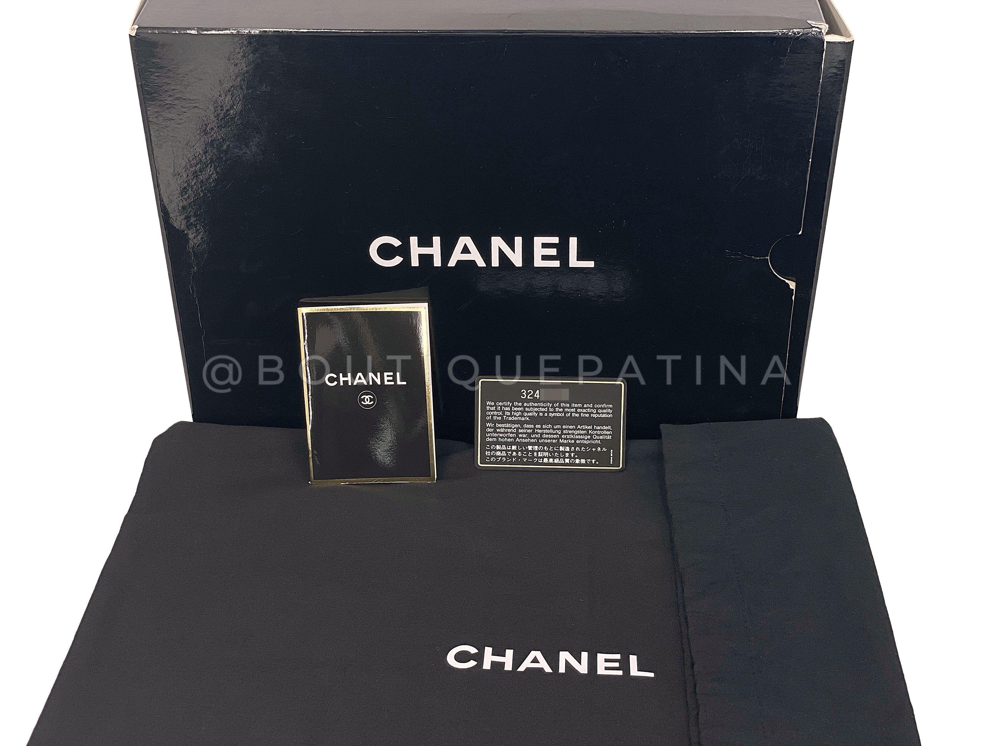 Chanel 1994 Vintage Caramel Beige Caviar Jumbo Classic Flap Bag 24k GHW 67741 For Sale 10