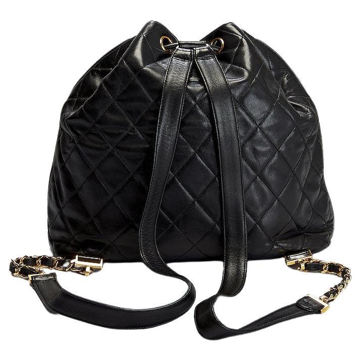 Chanel 1994 Vintage Diamond Quilted Drawstring Bucket Backpack Rucksack Bag For Sale 4