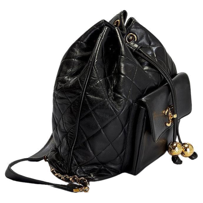 Chanel 1994 Vintage Diamond Quilted Drawstring Bucket Backpack Sac Rucksack Bag en vente 8