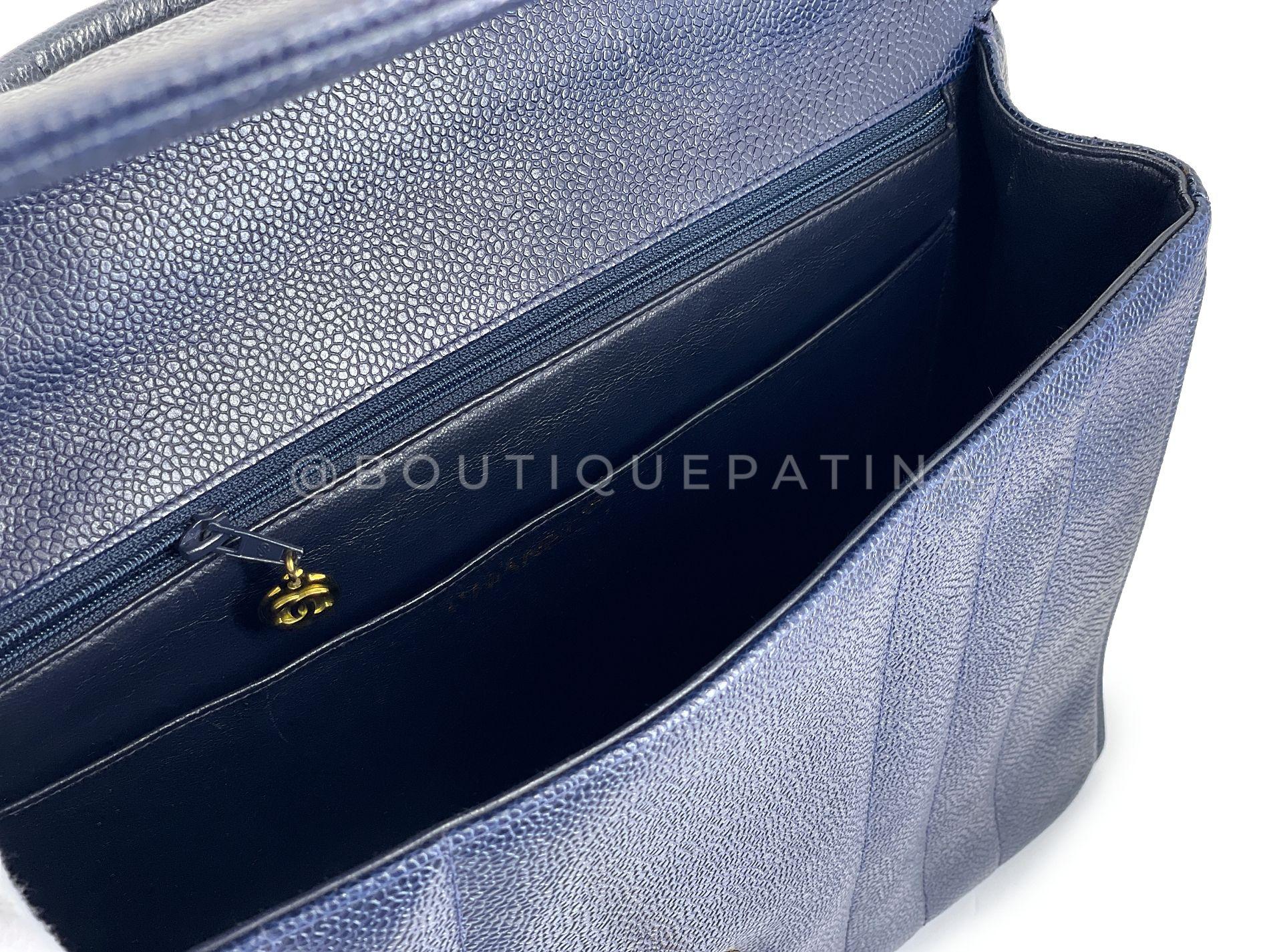 Chanel 1994 Vintage Navy Caviar Jumbo CC Mademoiselle Kelly Bag 24k GHW 68950 en vente 5