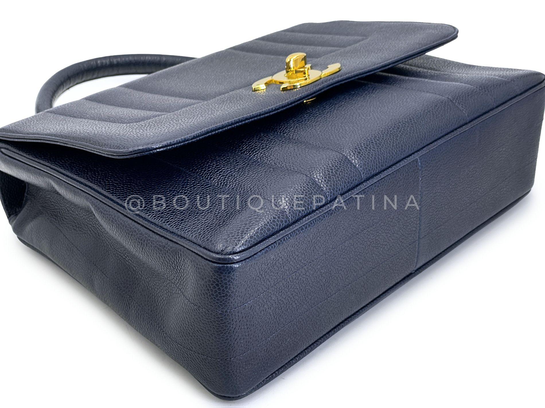 Chanel 1994 Vintage Navy Caviar Jumbo CC Mademoiselle Kelly Bag 24k GHW 68950 en vente 1