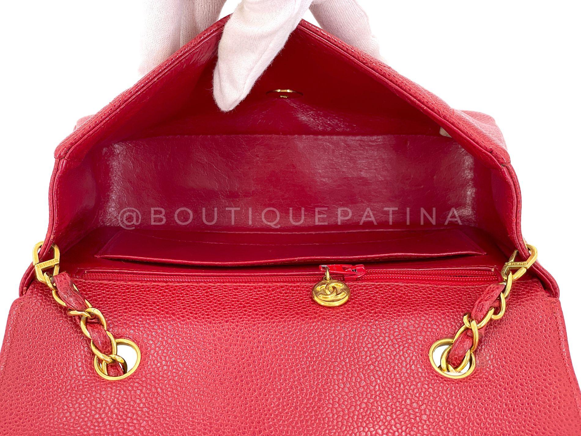 Chanel 1994 Vintage Caviar Petit sac à rabat Diana 24k GHW 68221 en vente 5