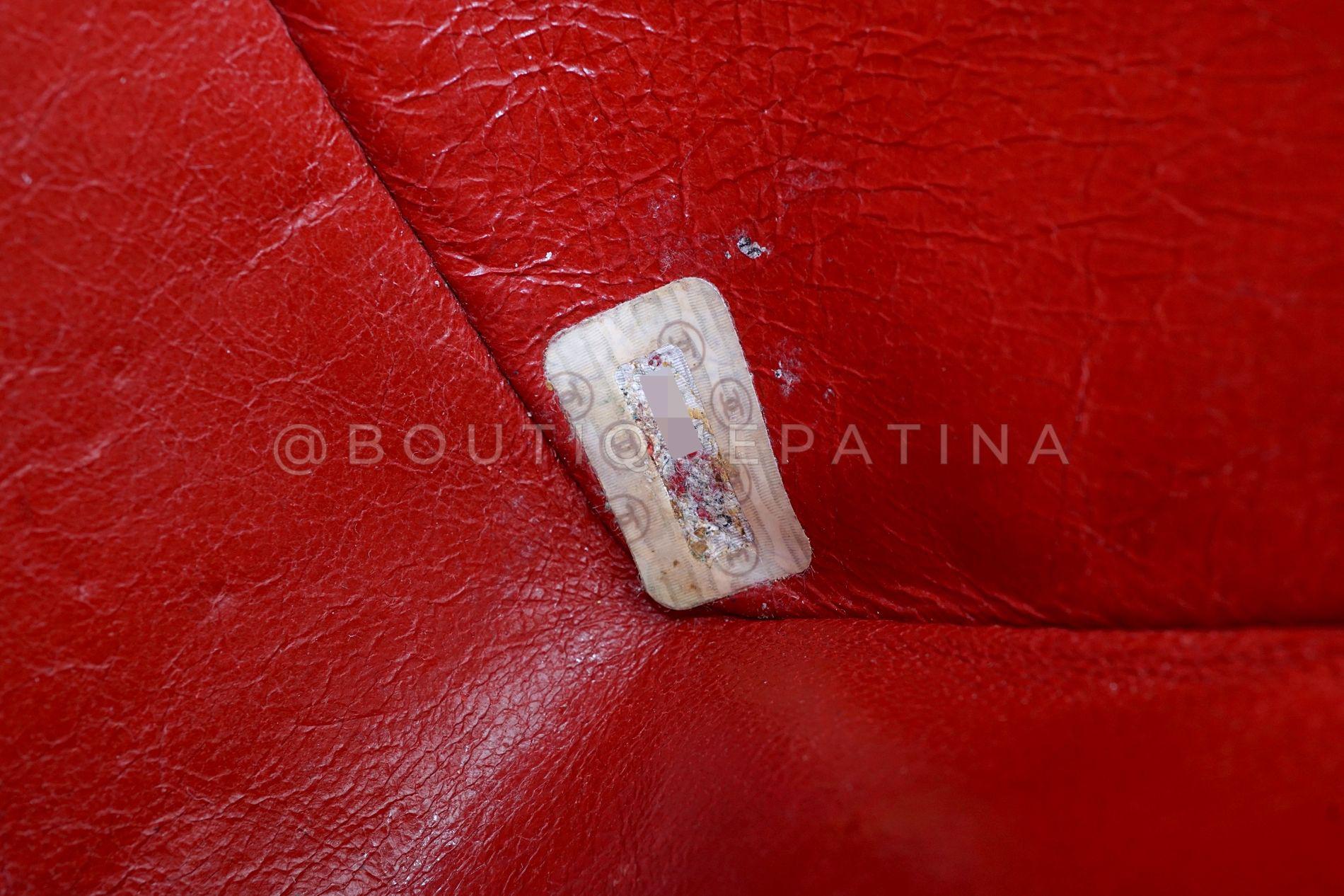 Chanel 1994 Vintage Caviar Petit sac à rabat Diana 24k GHW 68221 en vente 8