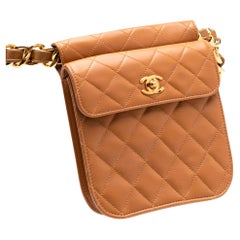 Chanel 1994 Vintage Beige Marrón Claro Acolchado Riñonera Riñonera Cinturón Bolsa